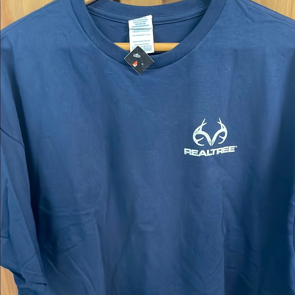 Realtree Men's Blue T-Shirt